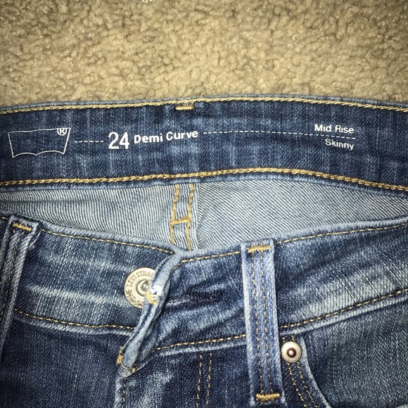 Levi’s Jeans - Picture 2 of 2